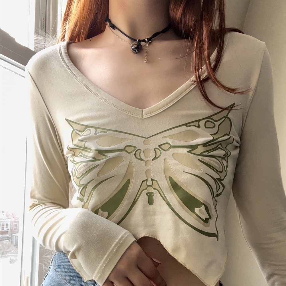 SHEIN V-Cut Opening Long-Sleeve Cream & Green Butterfly Crop Top | Size: M
